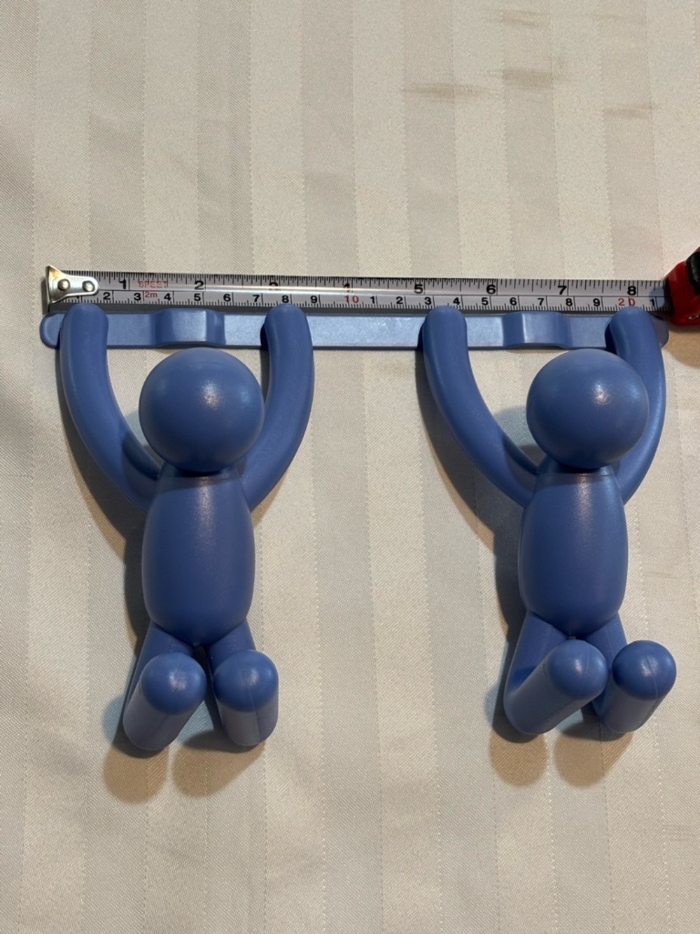 Umbra Alan Wisniewski Blue People Climbing Door Hanger (Good Condition) - Picture 7 of 9